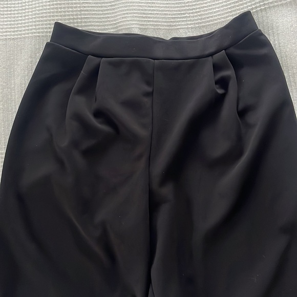 ASOS Design Pleated Jersey Tapered Black Pants- 6 - Picture 6 of 8